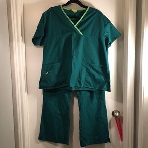 Wonderwink scrub set xl and xlt